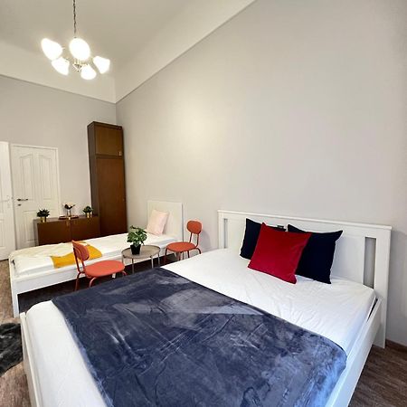 Baross Apartment With Convenience And Style 布达佩斯 外观 照片